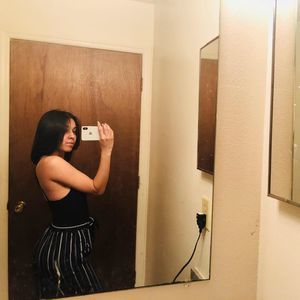 Meet your Posher, Anya